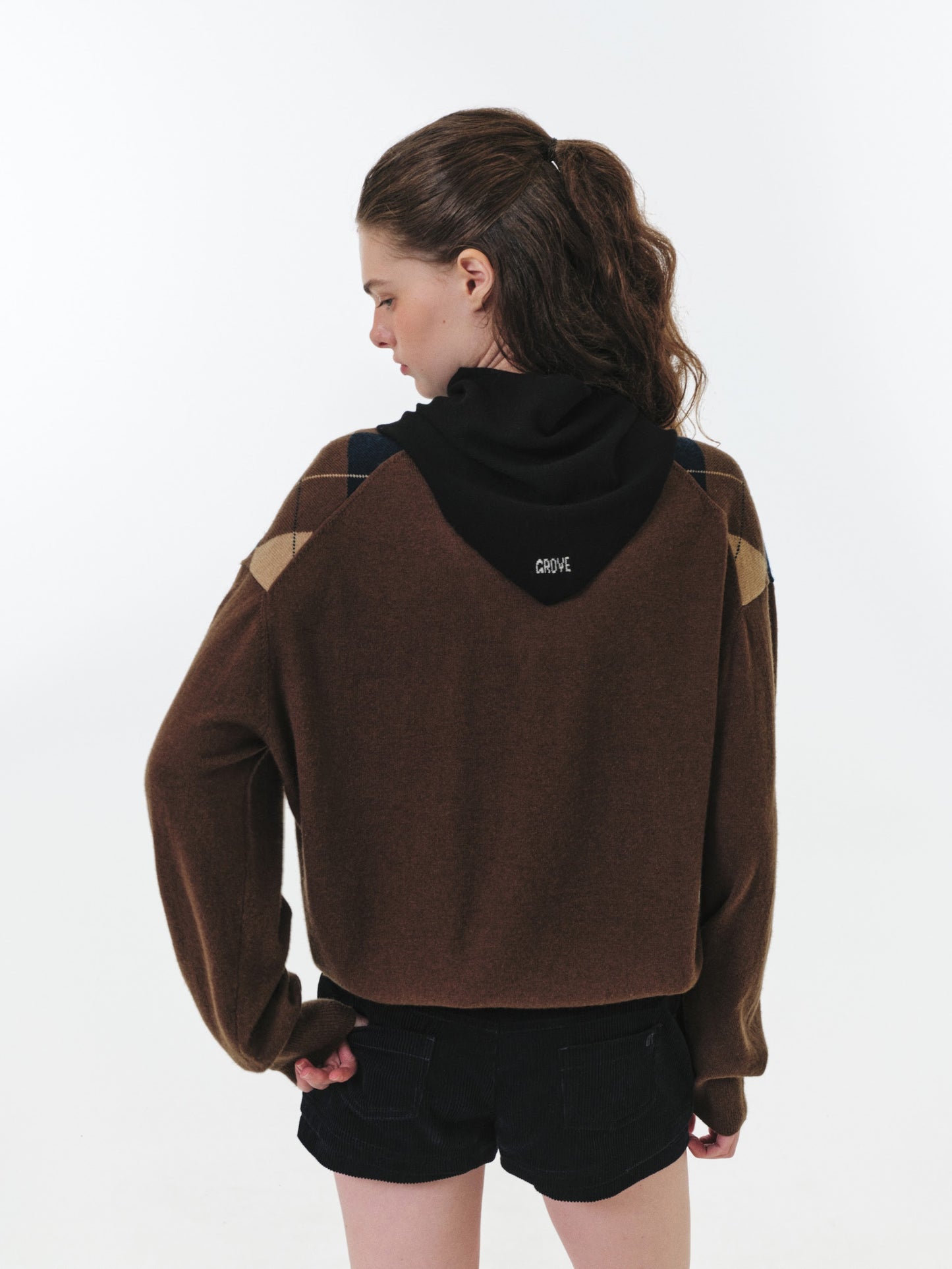 MOMO ARGYLE KNIT