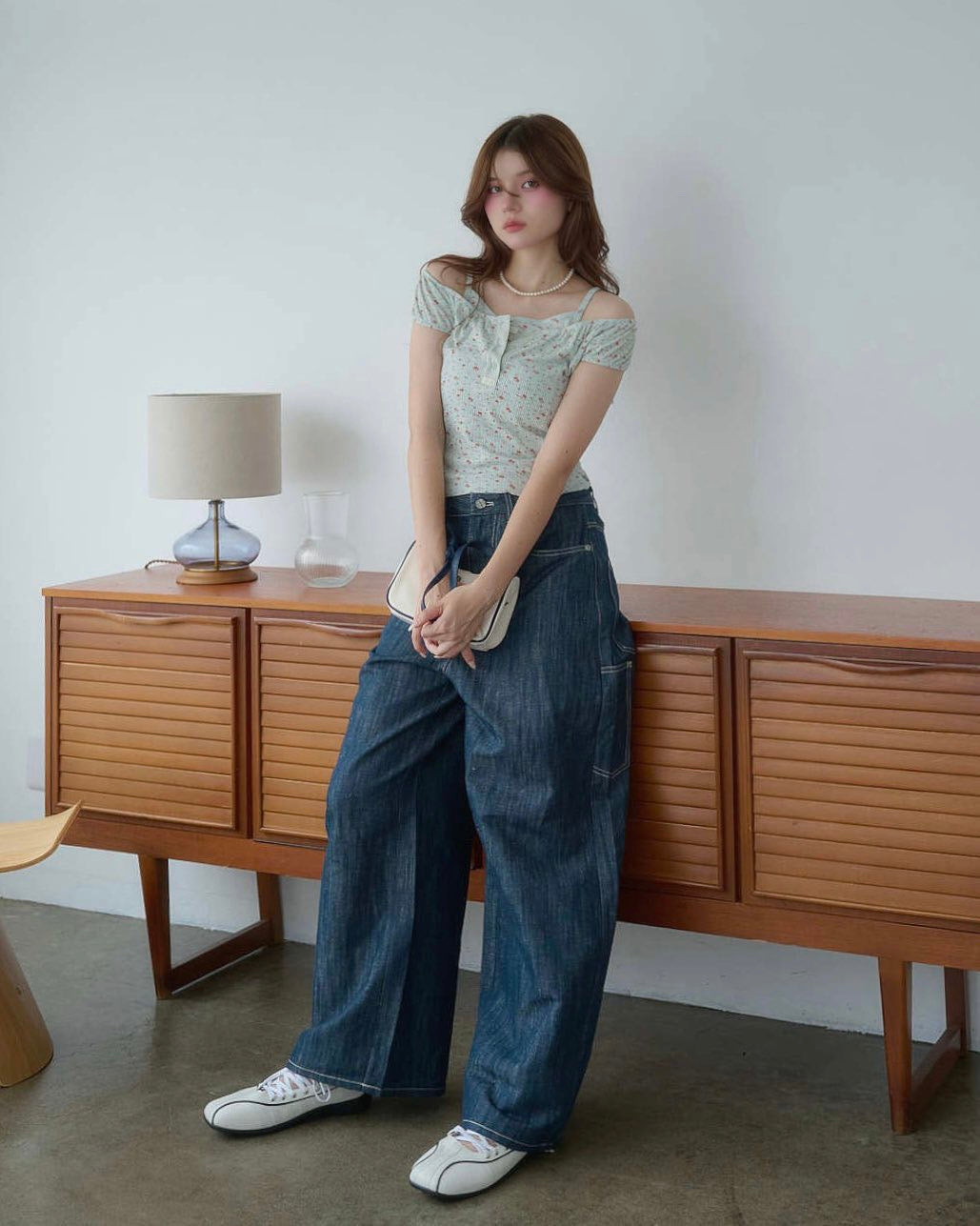 BLOSSOM U-NECK TOP
