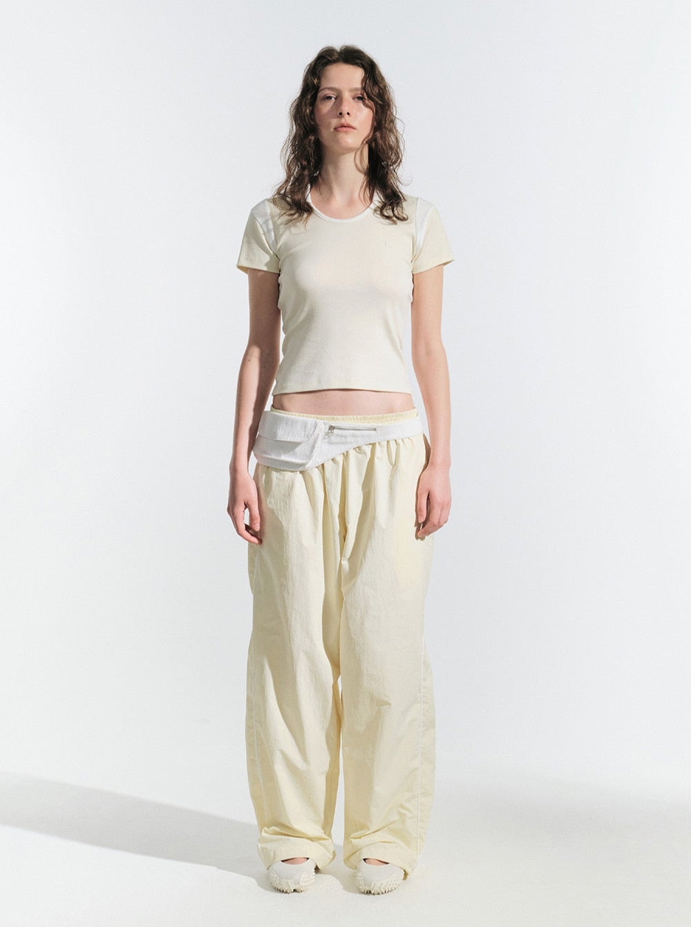 ELA U-NECK COLLAR T-SHIRT