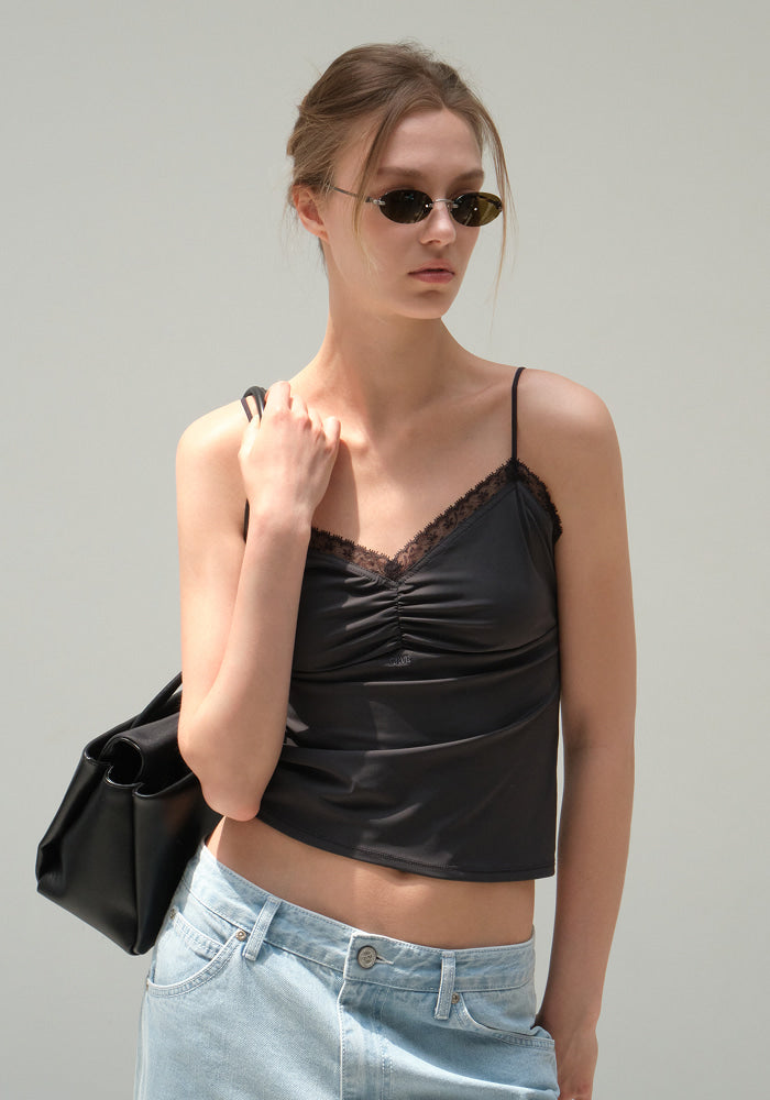 GLIM LACE SLEEVELESS