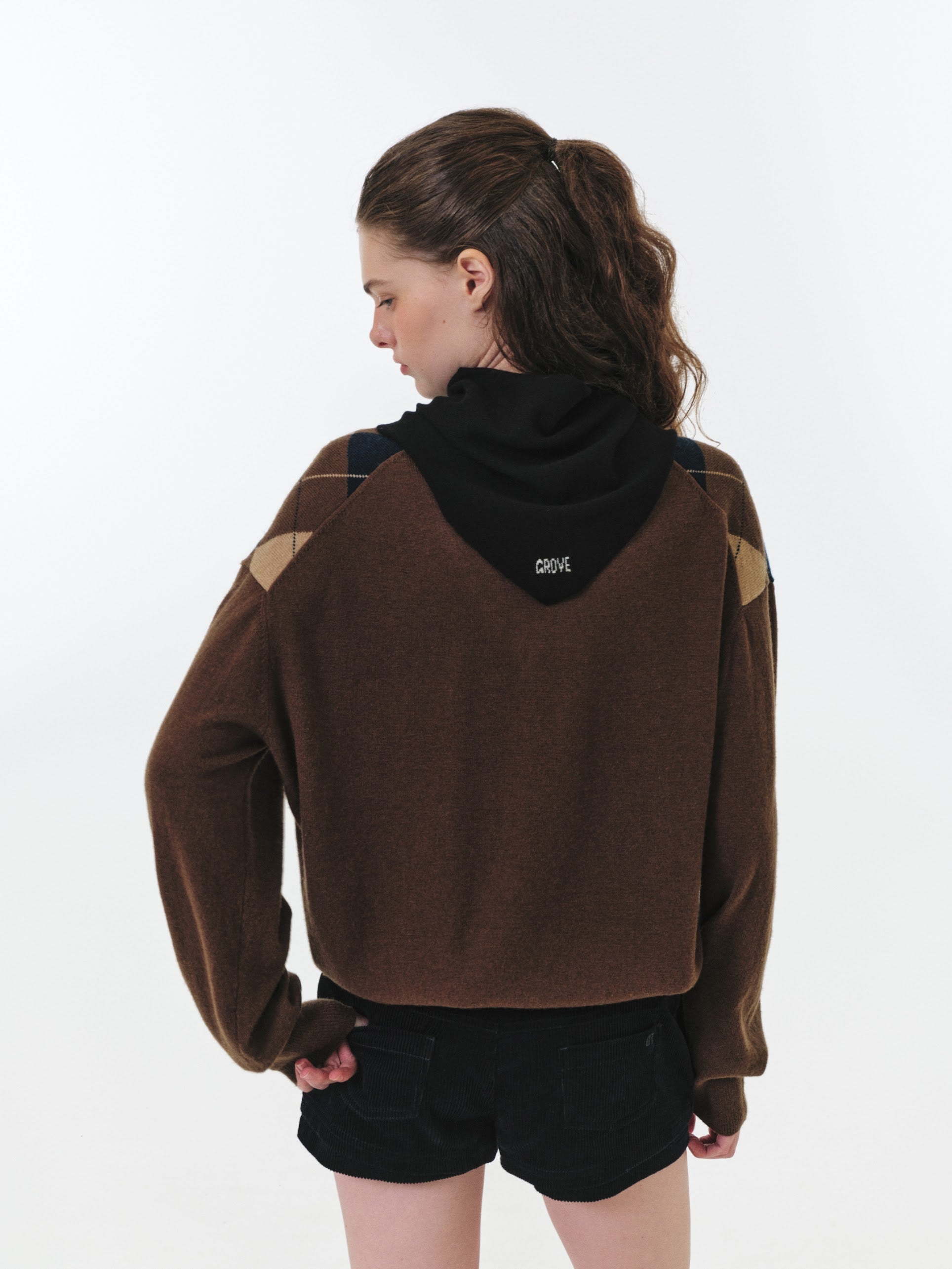 MOMO ARGYLE KNIT