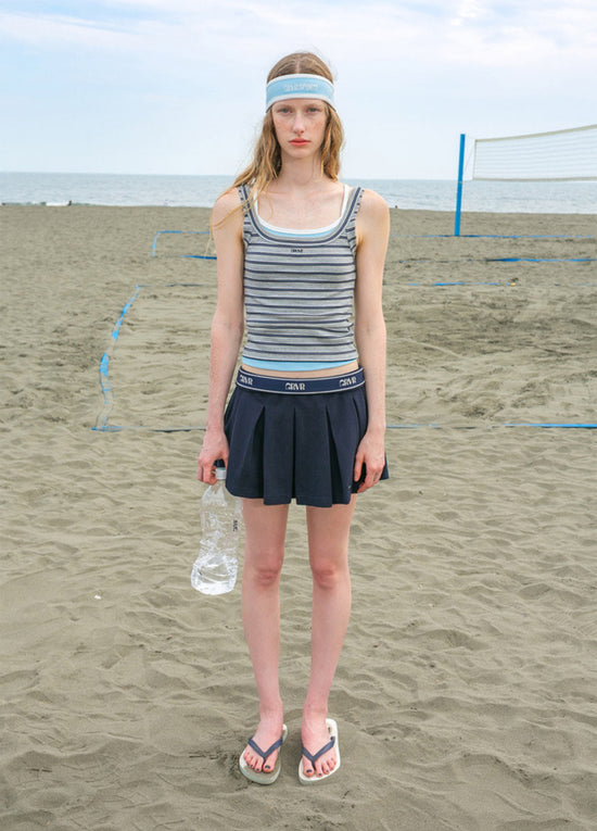 JULIAN SLEEVELESS