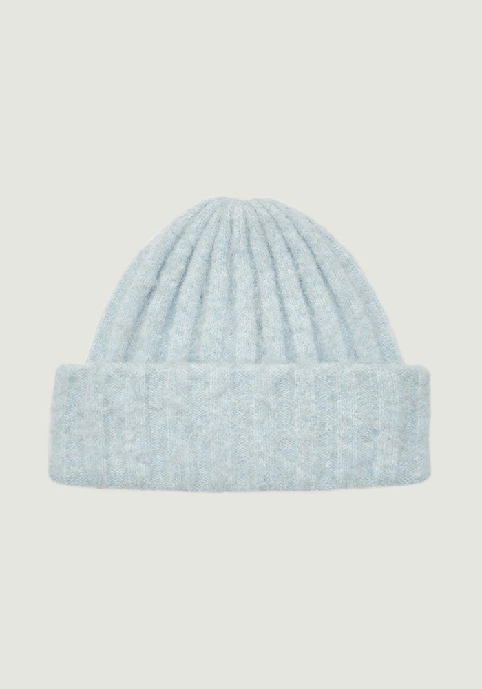 HUG BEANIE