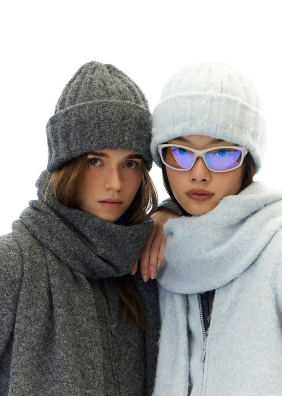 HUG BEANIE