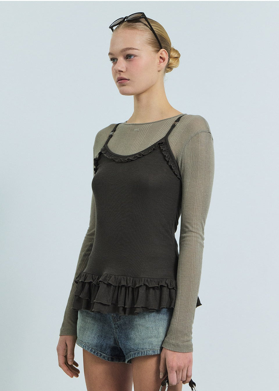 LIV FRILL SLEEVELESS